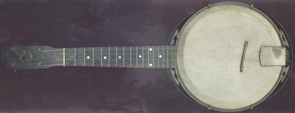 banjo ukulele
